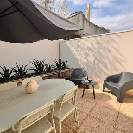 شقة T2 With Terrace Near Les Minimes لا روشيل